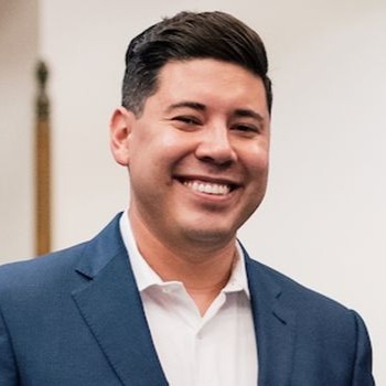 Dr. Jesús Luján